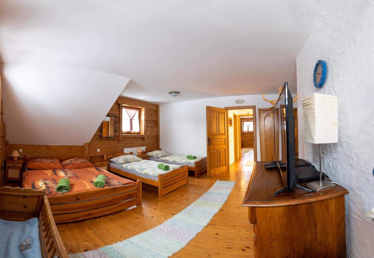 Drevenica Pod Vrskom Terchova Bagian luar foto
